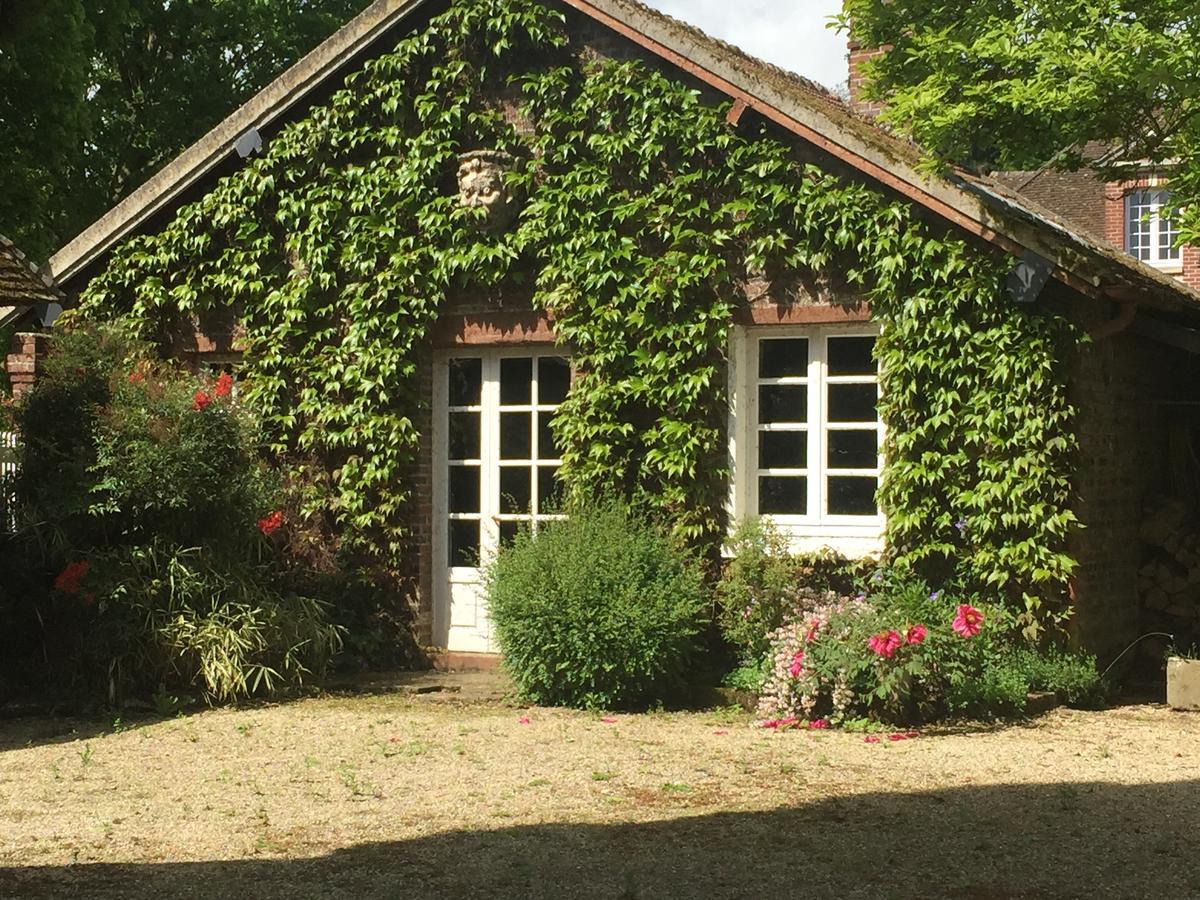 Le Puits D'Angle Bed and Breakfast Thibivillers Εξωτερικό φωτογραφία