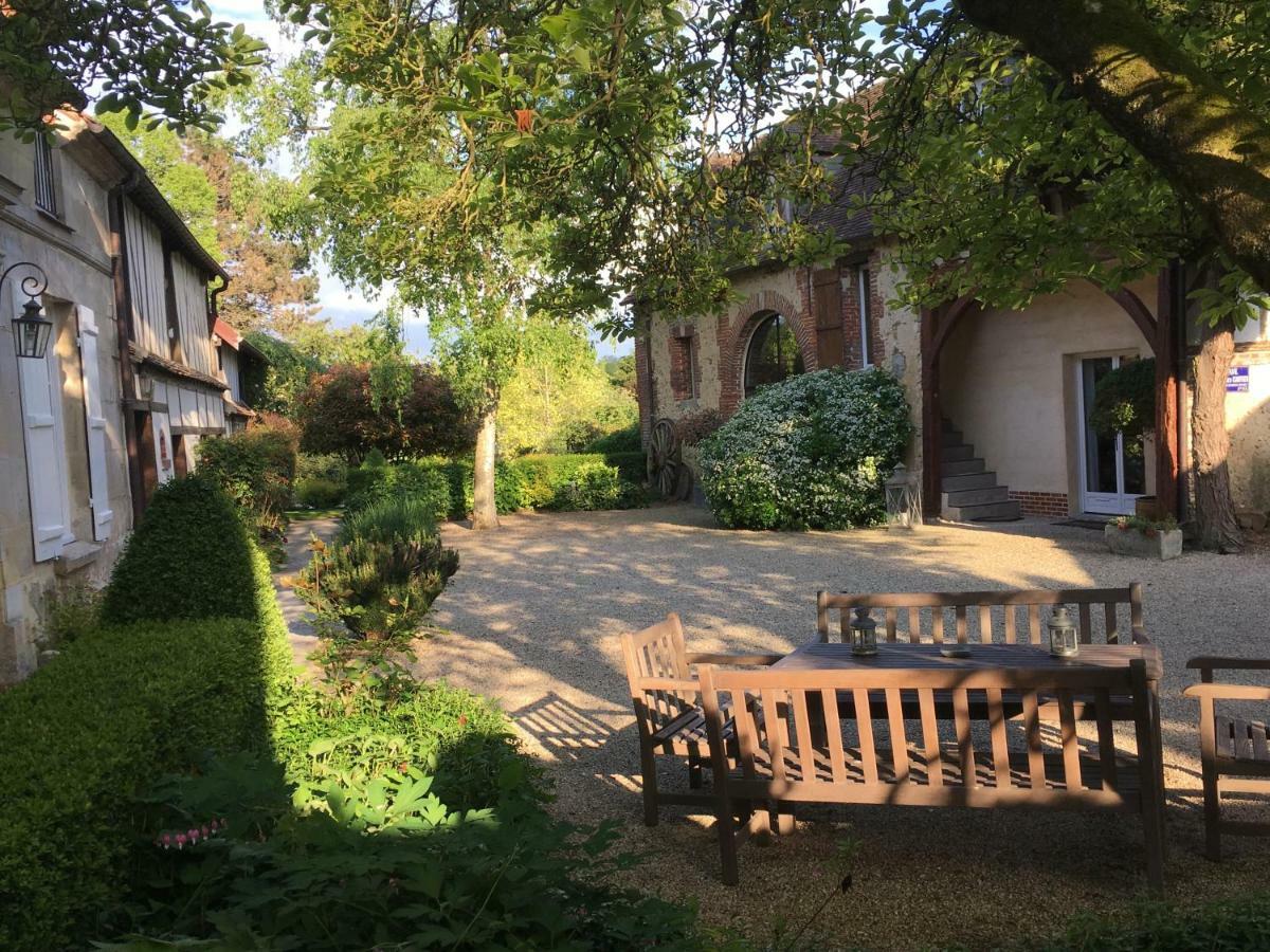 Le Puits D'Angle Bed and Breakfast Thibivillers Εξωτερικό φωτογραφία